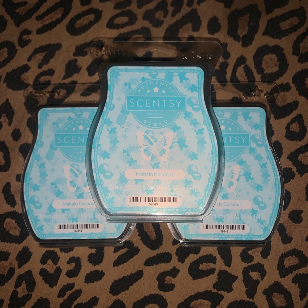 (SOLD) Scentsy Bars Mahalo Coconut Scent (3 pack)